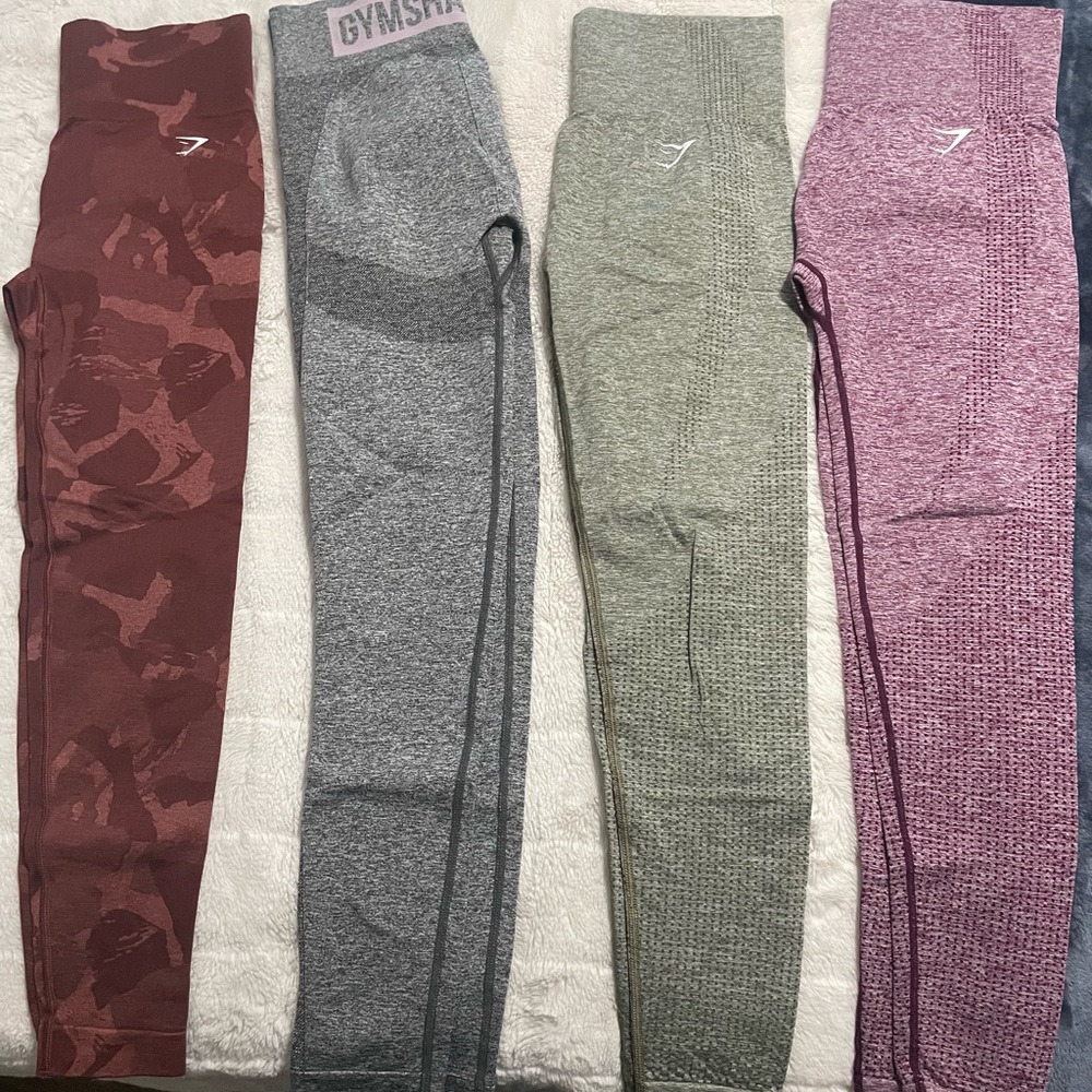 Bundle of 4 women’s Gymshark leggings  size Medium